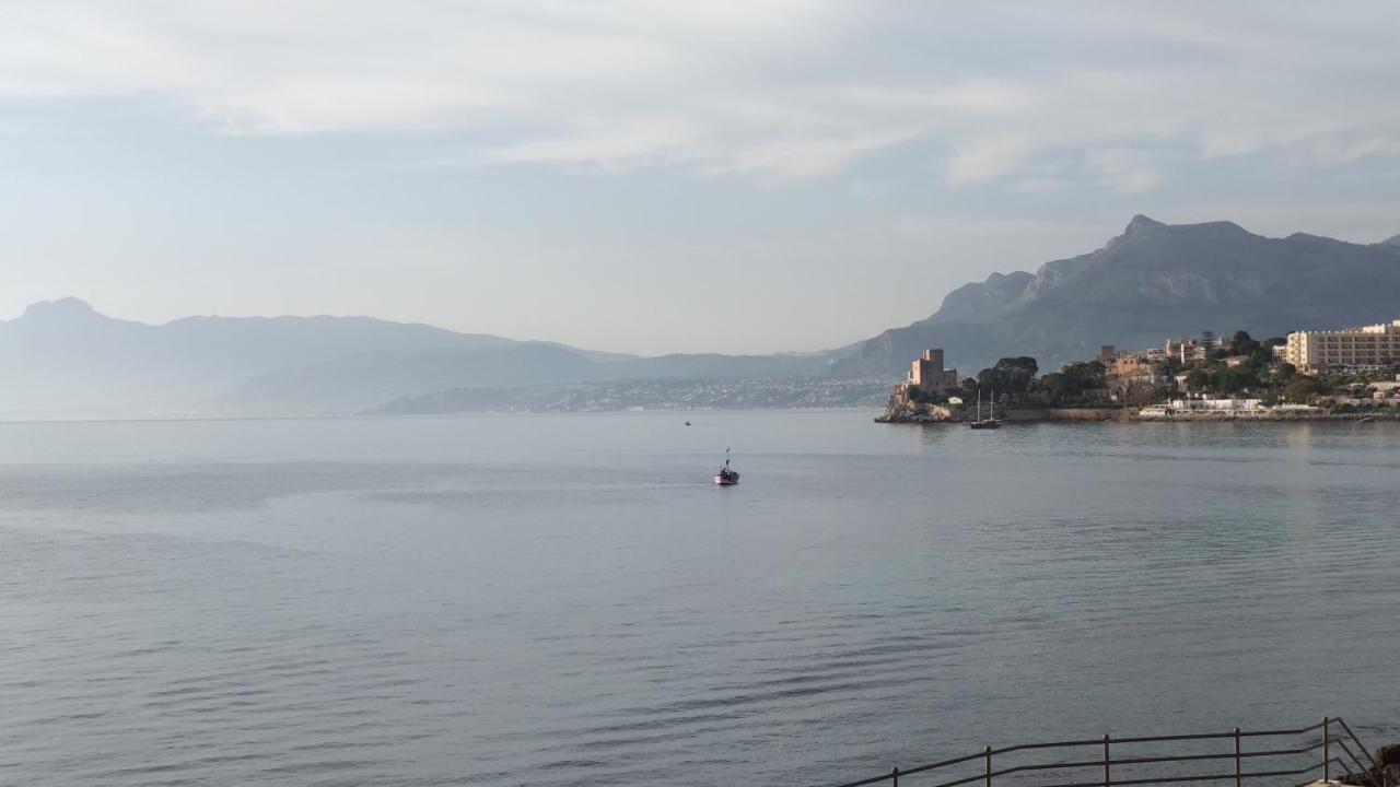 Nereidi Bed & Breakfast Santa Flavia Exterior photo
